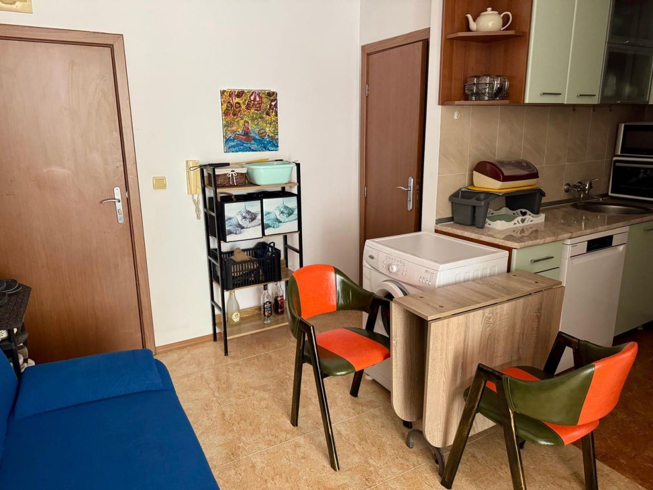 Просторен двустаен апартамент с допълнителна спална зона в Слънчев бряг – на 200 м от плажа