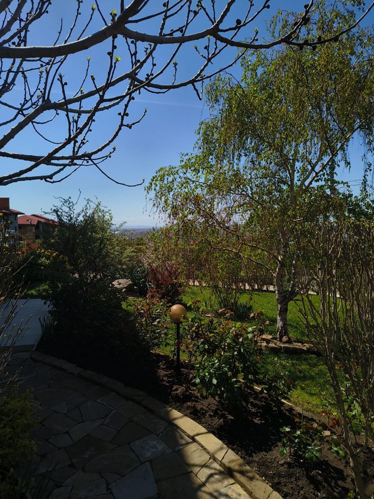 Реновиран двустаен апартамент с панорамна гледка в модерен комплекс близо до Слънчев бряг