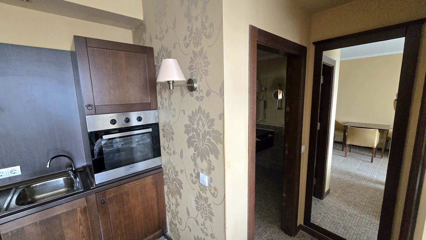 Елегантен двустаен апартамент в луксозен комплекс с елитни удобства на Слънчев бряг