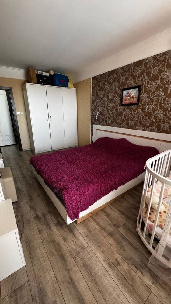 Двустаен апартамент в престижен комплекс с гледка към морето и зеленина