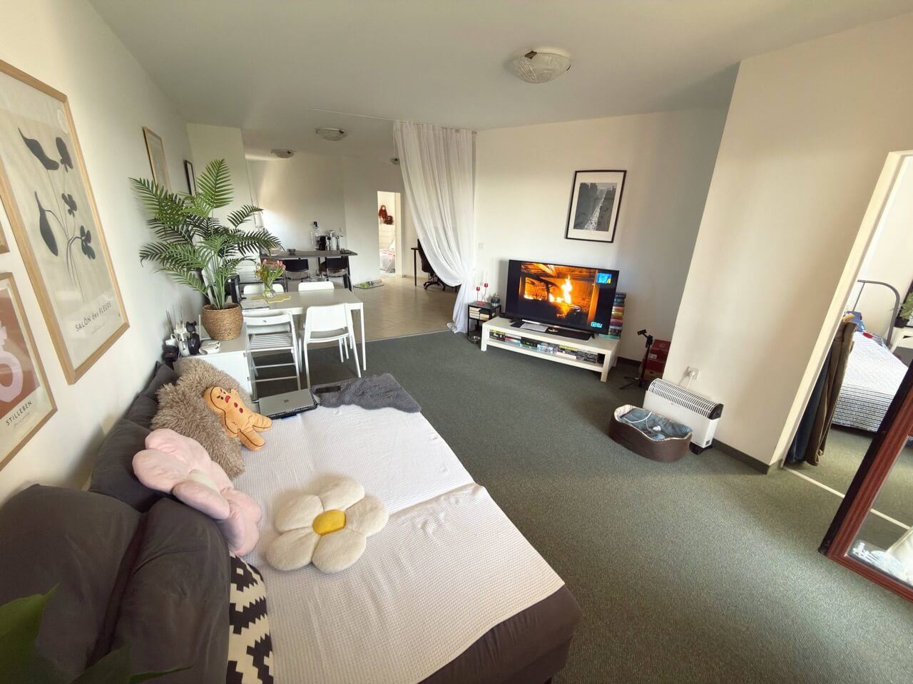 Тристаен апартамент на първа линия в Ахелой – простор, морска панорама и комфорт за цялото семейство