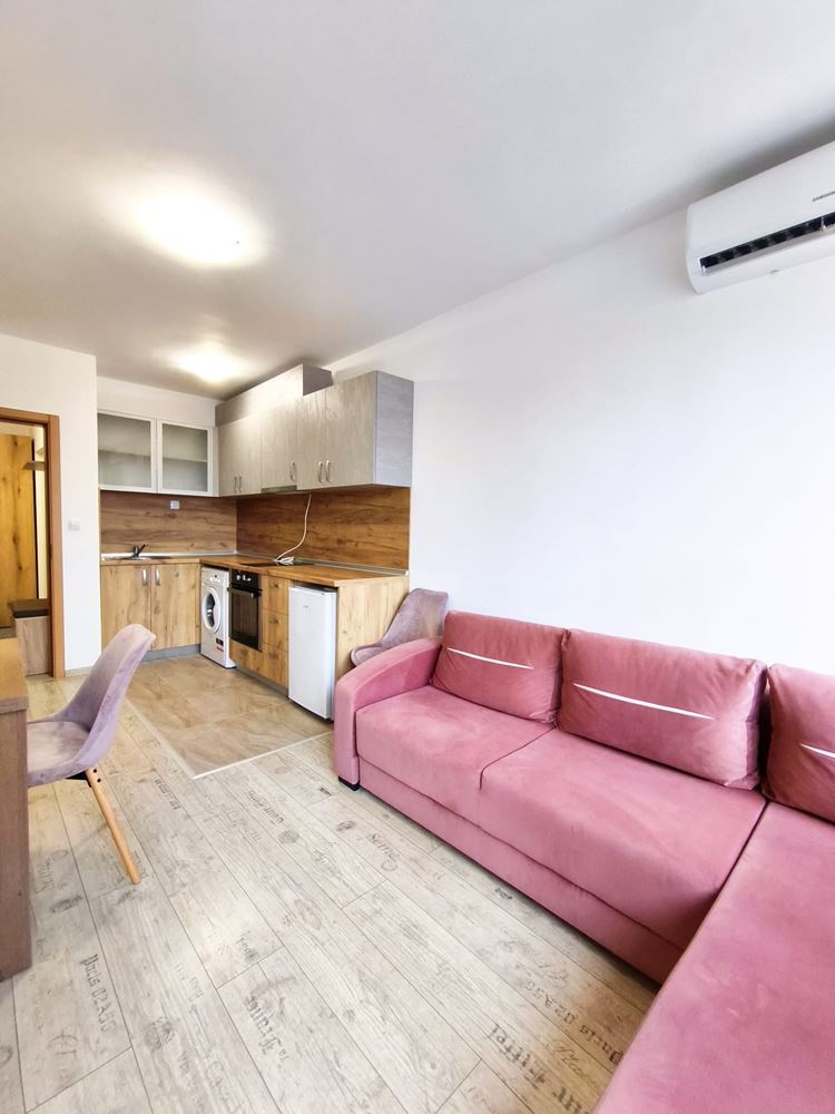 Уютен двустаен апартамент в новия квартал на Несебър – без такса поддръжка