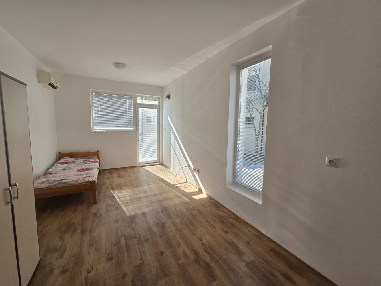 Уютно студио със самостоятелен вход и югозападно изложение – тишина и комфорт близо до Слънчев бряг