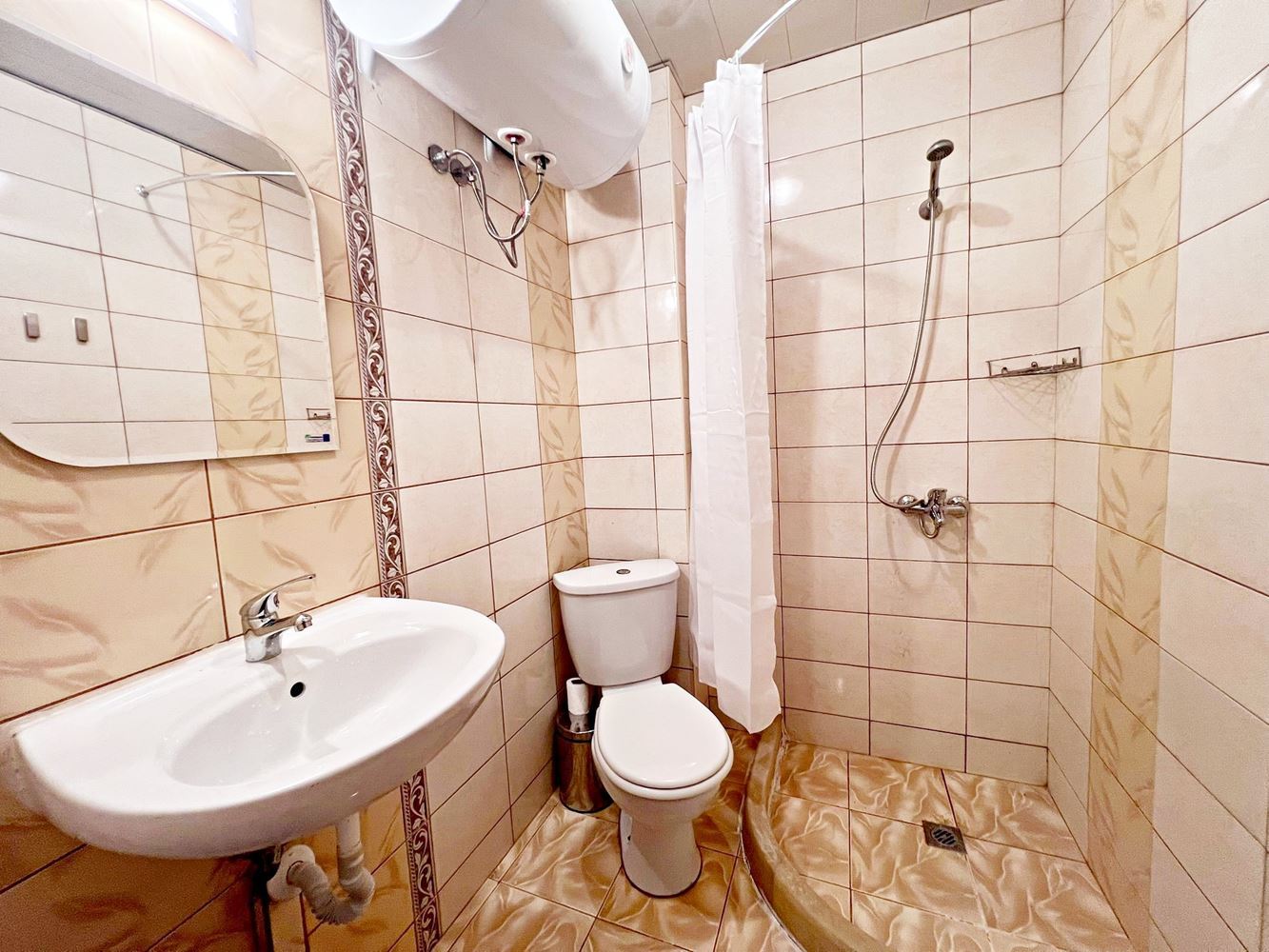 Стилен двустаен апартамент с ниска такса поддръжка в отличен комплекс в Слънчев бряг – готов за нанасяне или инвестиция