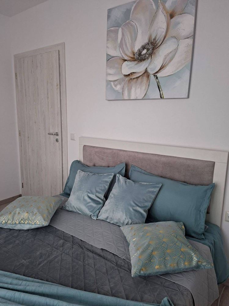 Стилен двустаен апартамент с ниска такса поддръжка в Слънчев бряг – комфорт, сигурност и отлична инвестиция на морето