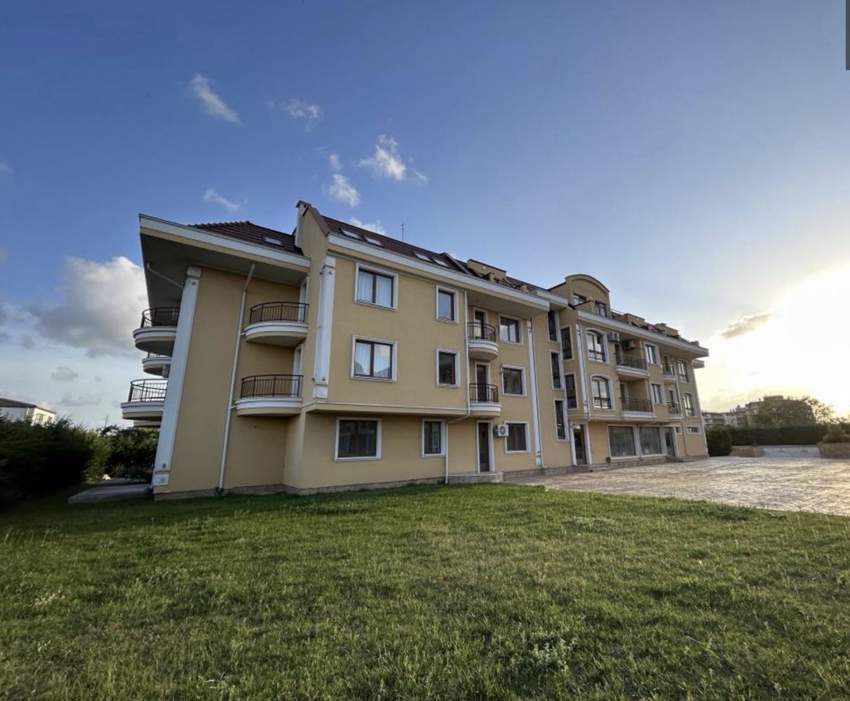 Двустаен апартамент в модерен комплекс на крачки от морето в Равда – перфектен избор за инвестиция или уютен дом