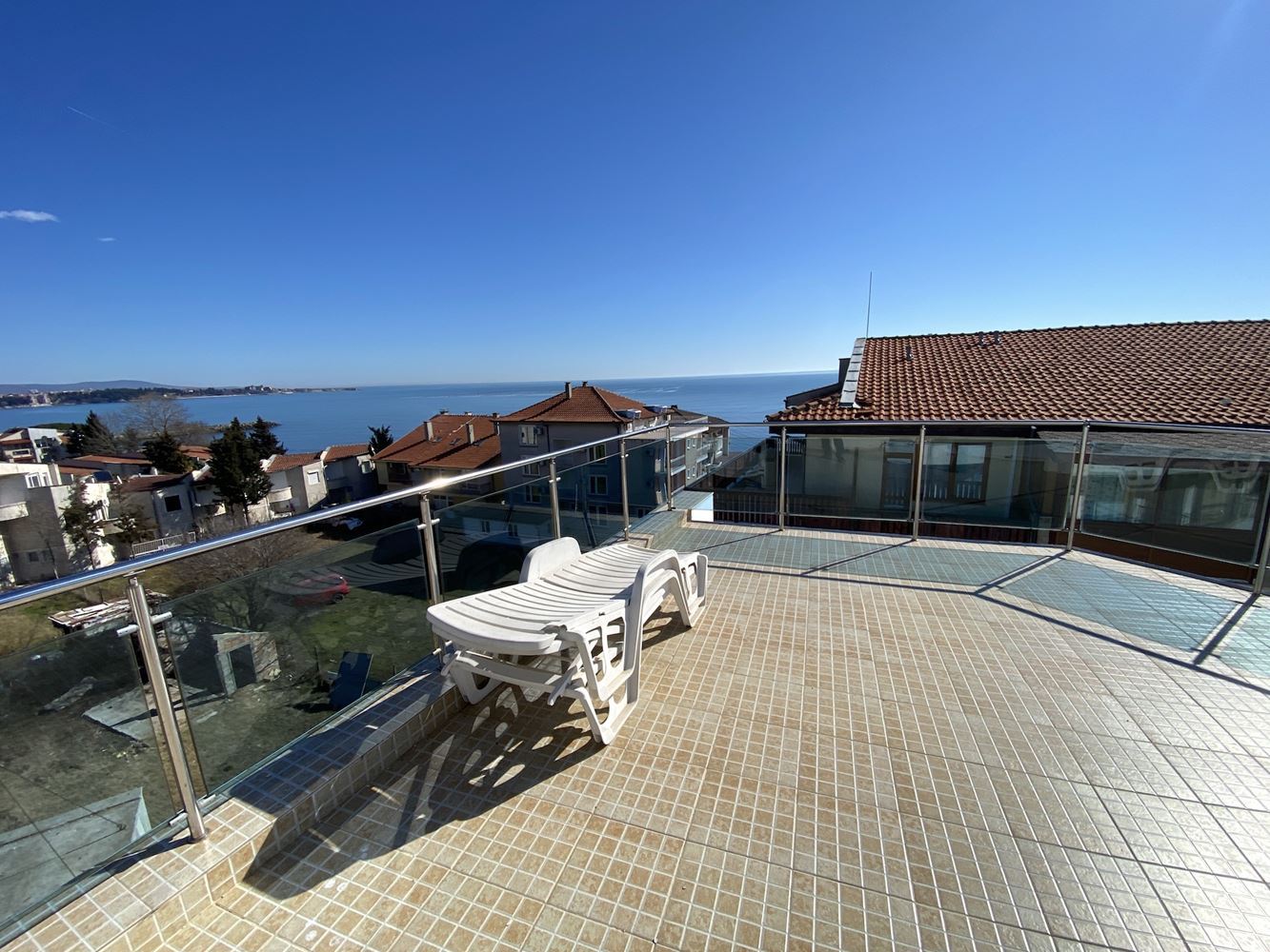 Едностаен апартамент с гледка море в комплекс "Блу Марин"