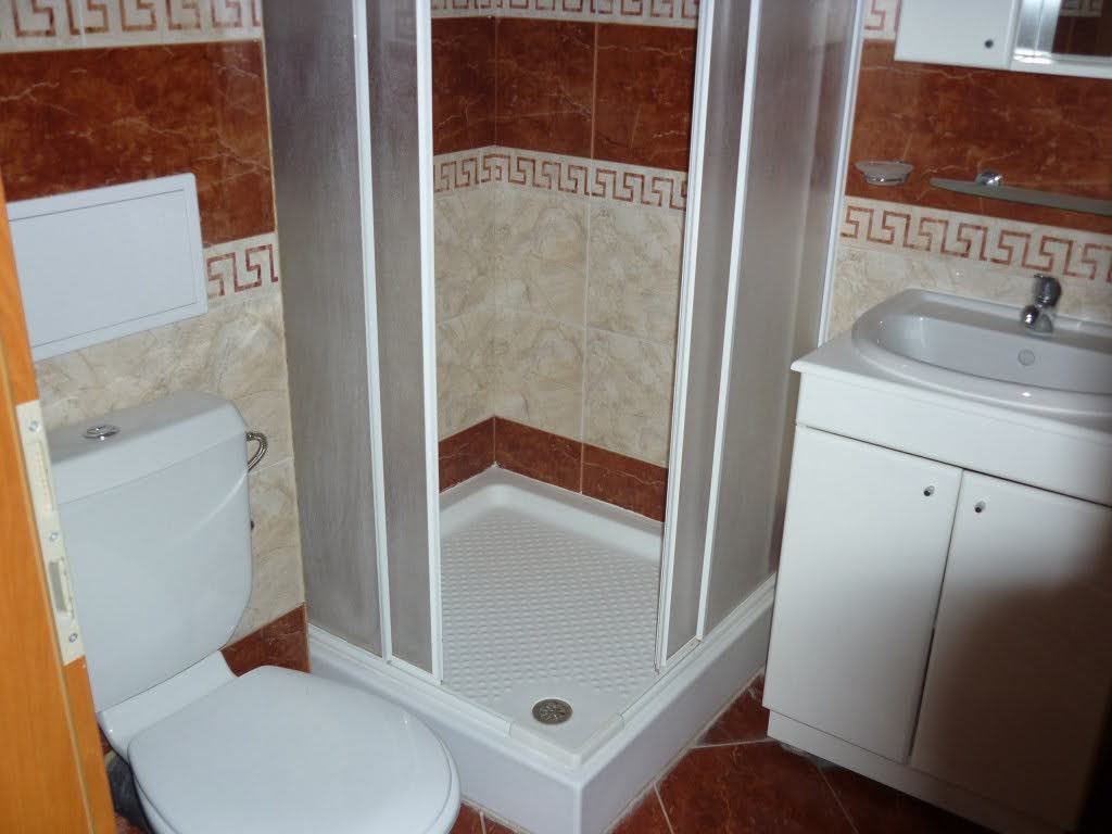 Обзаведен двустаен апартамент на първа линия с морска гледка в Елените