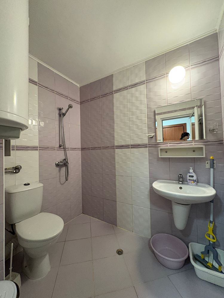 Просторно обзаведено студио в Поморие – източно изложение и отлична локация на 400 м от морето