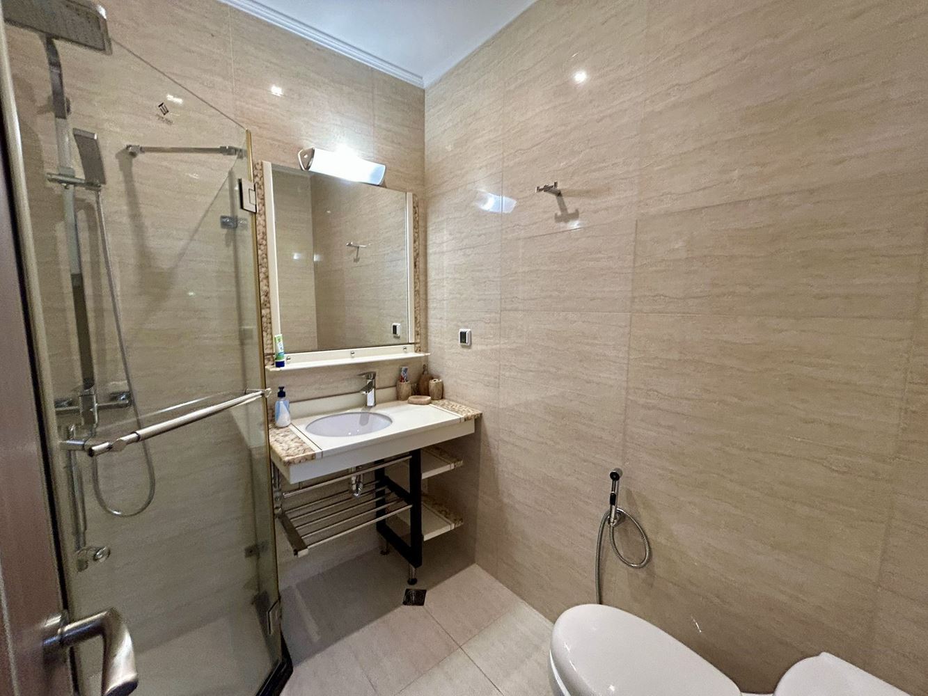 Модерно студио в престижен комплекс на Слънчев бряг – идеално за инвестиция и комфортен живот