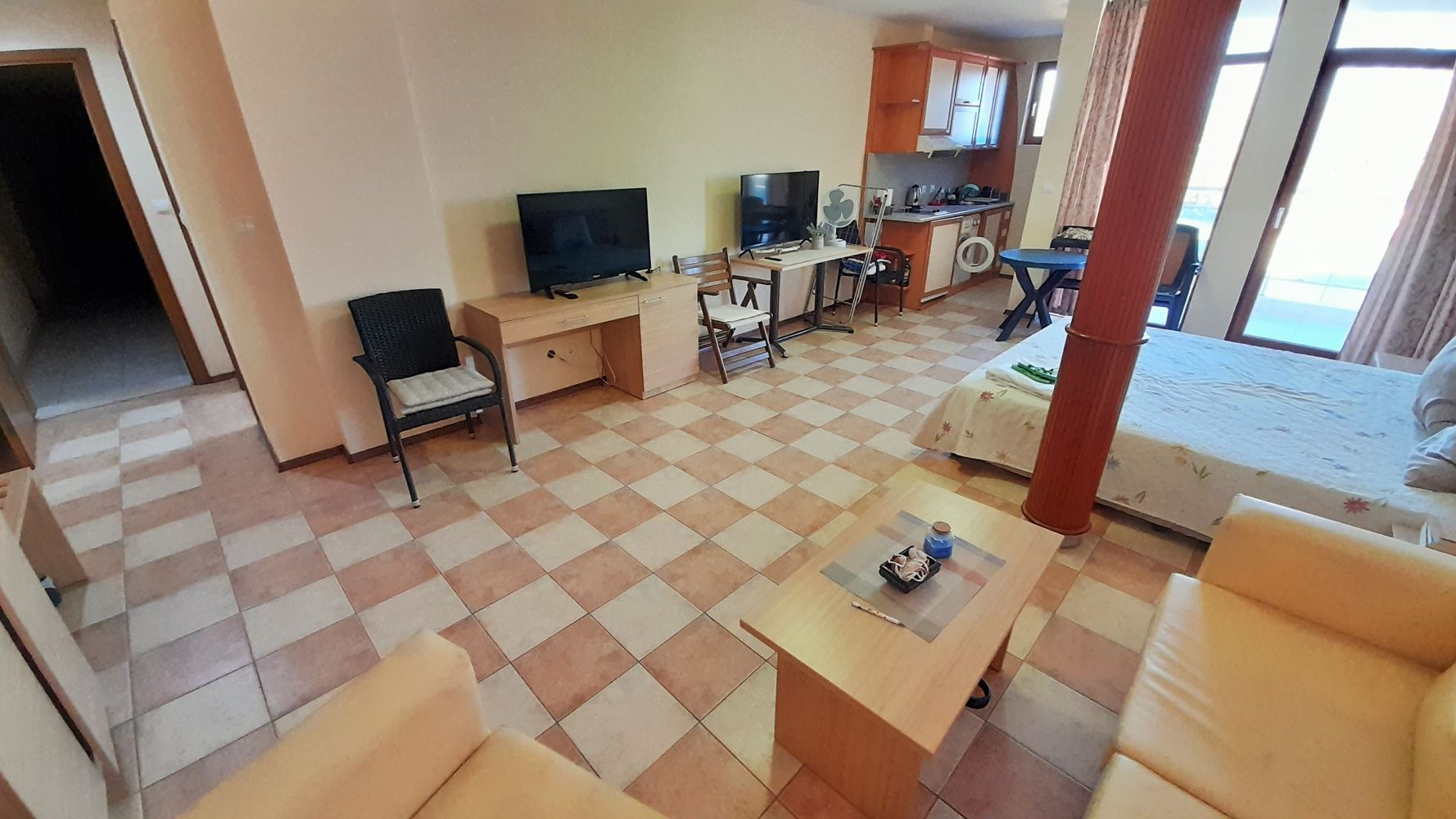 Ексклузивно предложение на първа линия в Слънчев бряг – простор, лукс и невероятна инвестиция с морска панорама