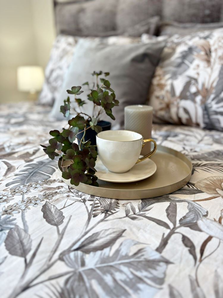 Две независими жилищни пространства с морска гледка в центъра на Свети Влас – дизайнерски интериор и собствено паркомясто