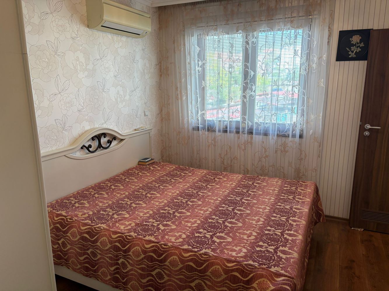 Тристаен апартамент с панорамна морска гледка в Свети Влас – на 200 м от плажа