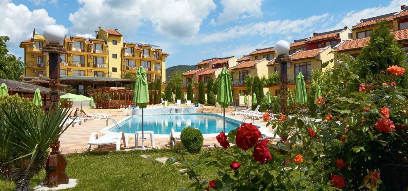 Двустаен апартамент в Свети Влас – на крачки от морето с възможност за разсрочено плащане 