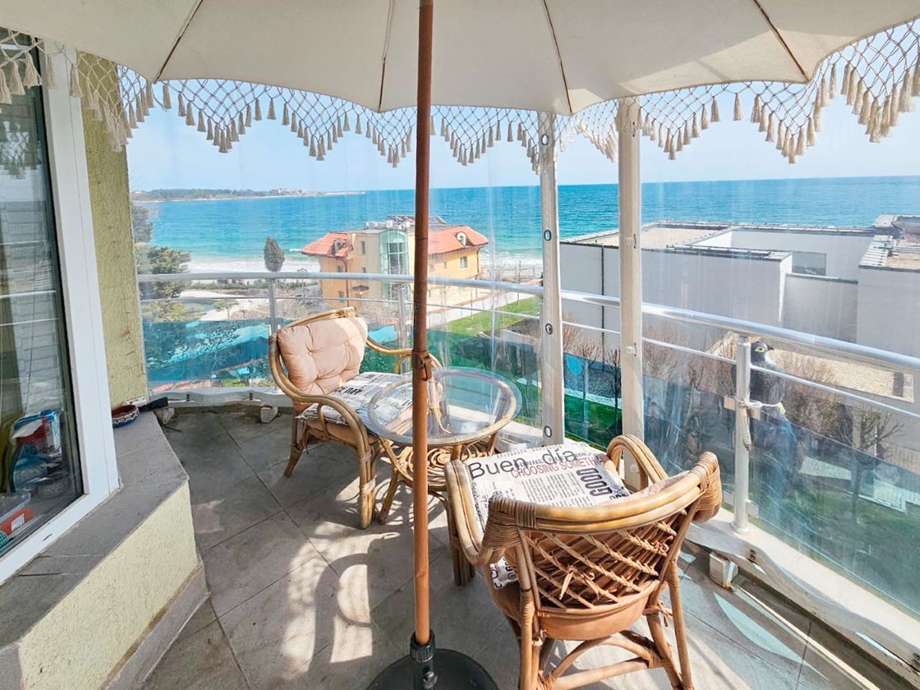 Луксозен тристаен апартамент с морска гледка на първа линия в Равда – 114 м², две тераси и пълен комфорт