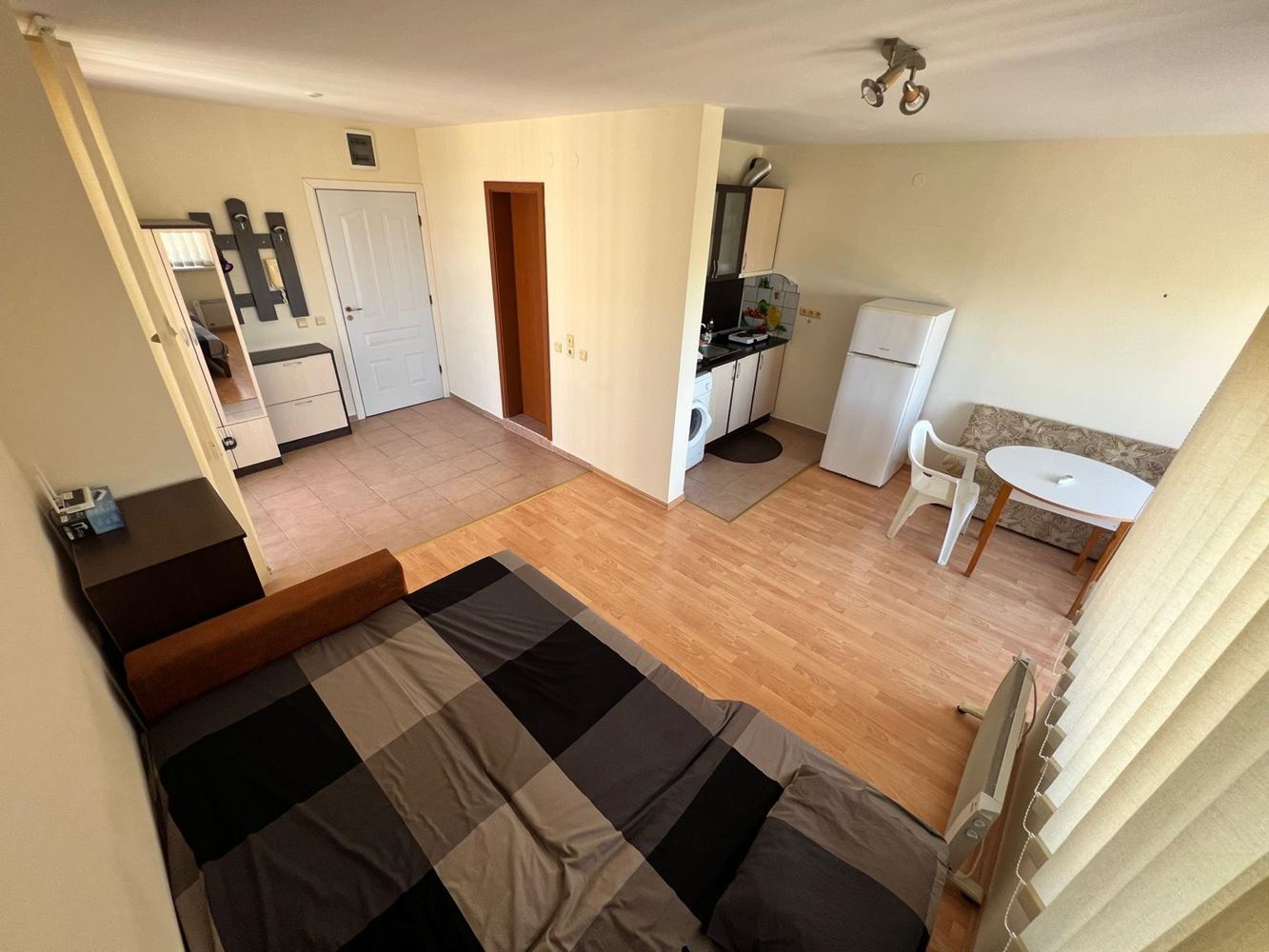 Просторно и напълно обзаведено студио в Слънчев бряг – готово за живот или инвестиция