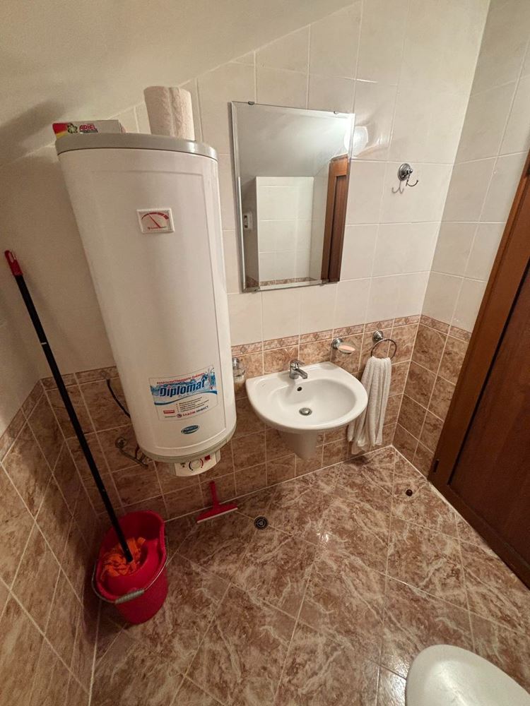 Уютен двустаен апартамент с панорамна морска гледка  в Свети Влас