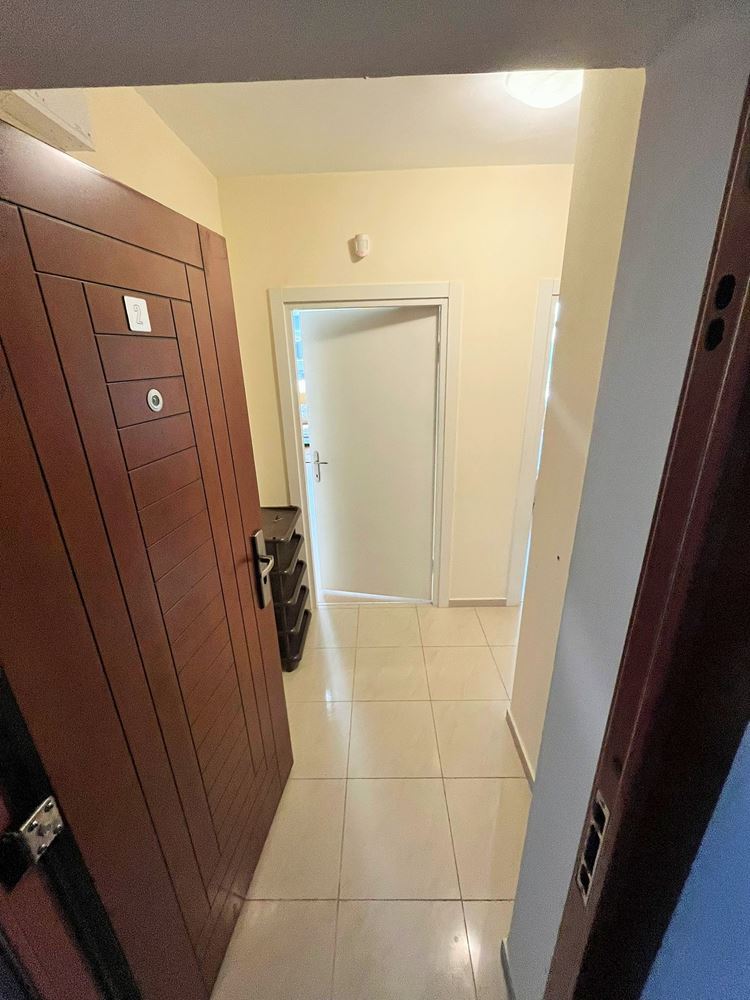 Слънчев и просторен двустаен апартамент в Слънчев бряг – напълно обзаведен с отлични удобства в комплекса