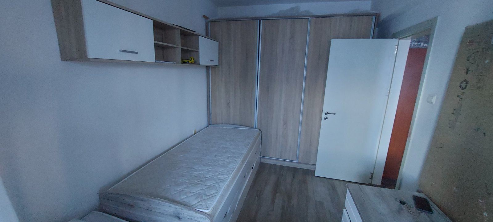 Поморие – апартамент с две спални с морска гледка в комплекс с басейн и паркинг