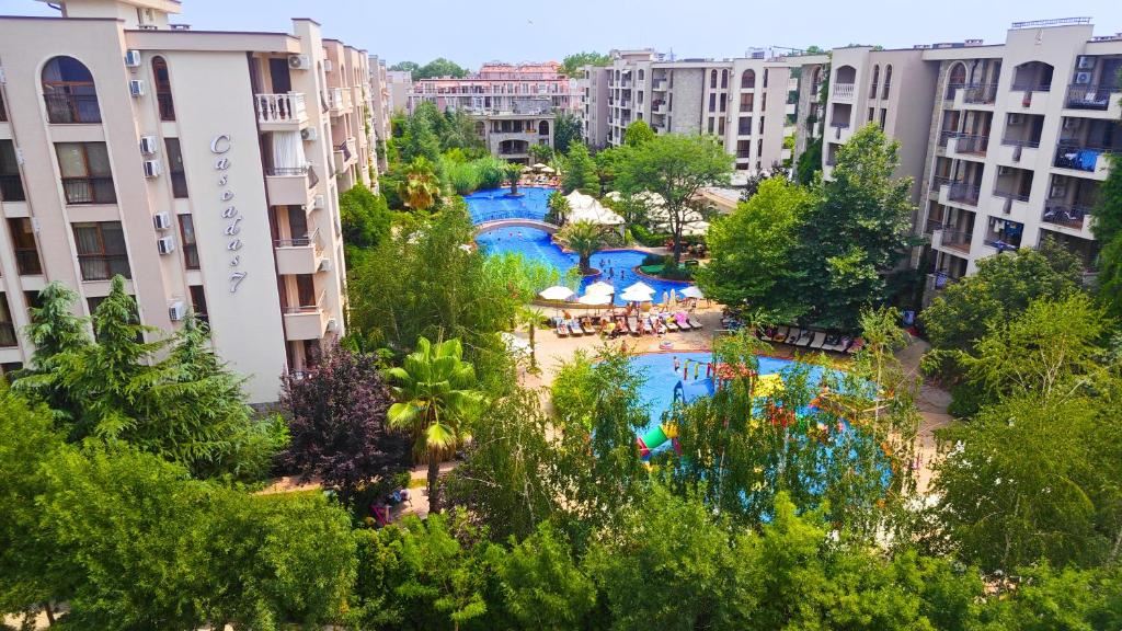 Стилно обзаведено студио в луксозен комплекс в центъра на Слънчев бряг – комфорт от висок клас
