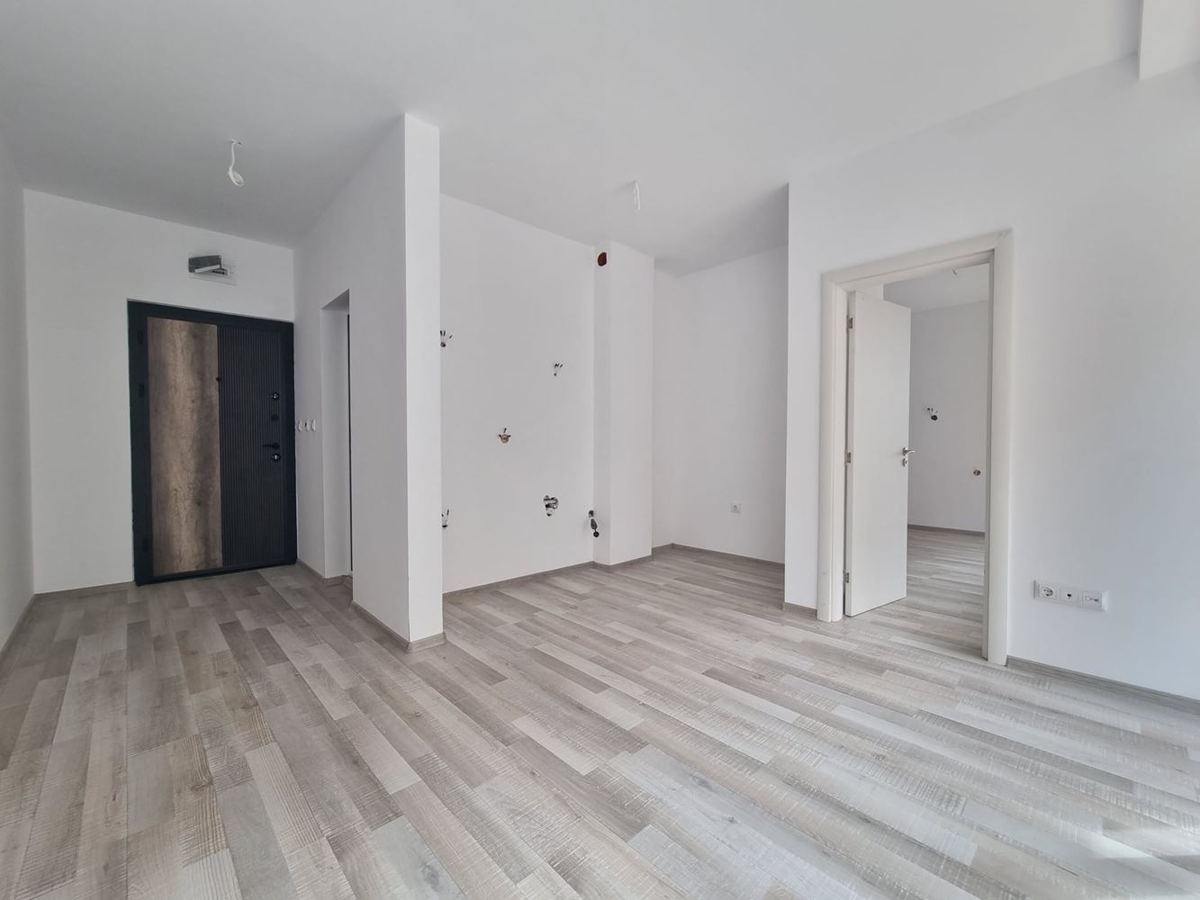 Двустаен апартамент в Свети Влас без такса поддръжка – комфорт и спокойствие на 400 м от морето