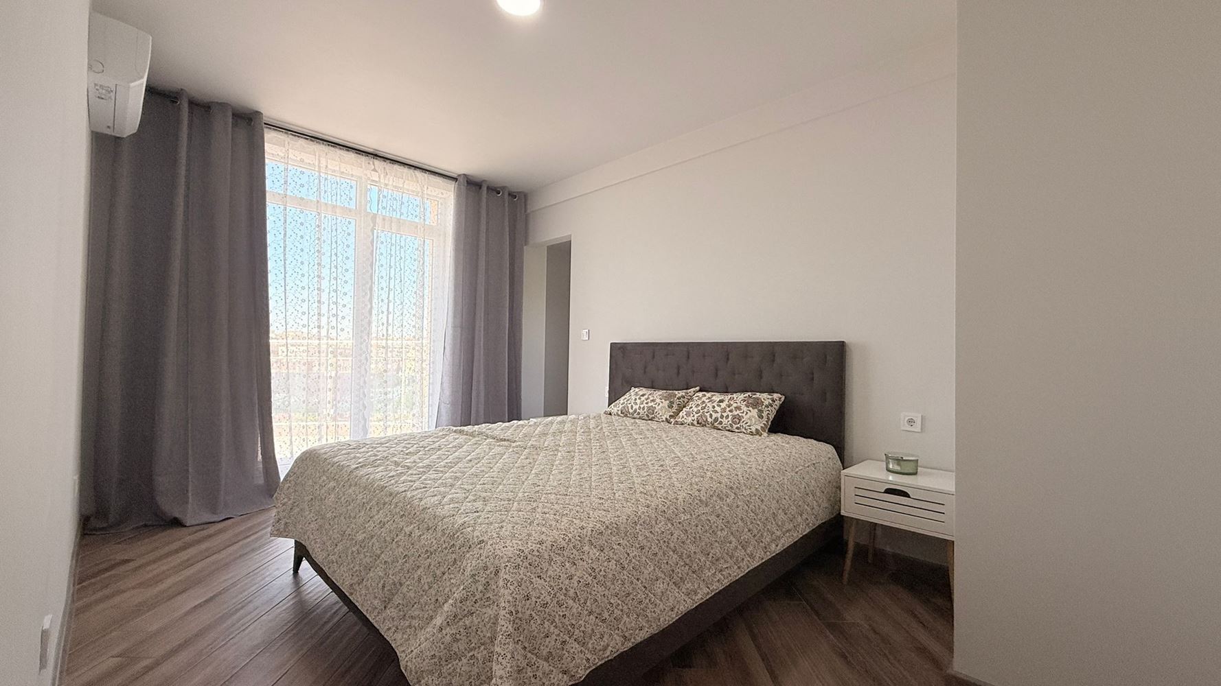 Луксозен четиристаен апартамент на първа линия в Равда – простор, престиж и впечатляваща морска панорама