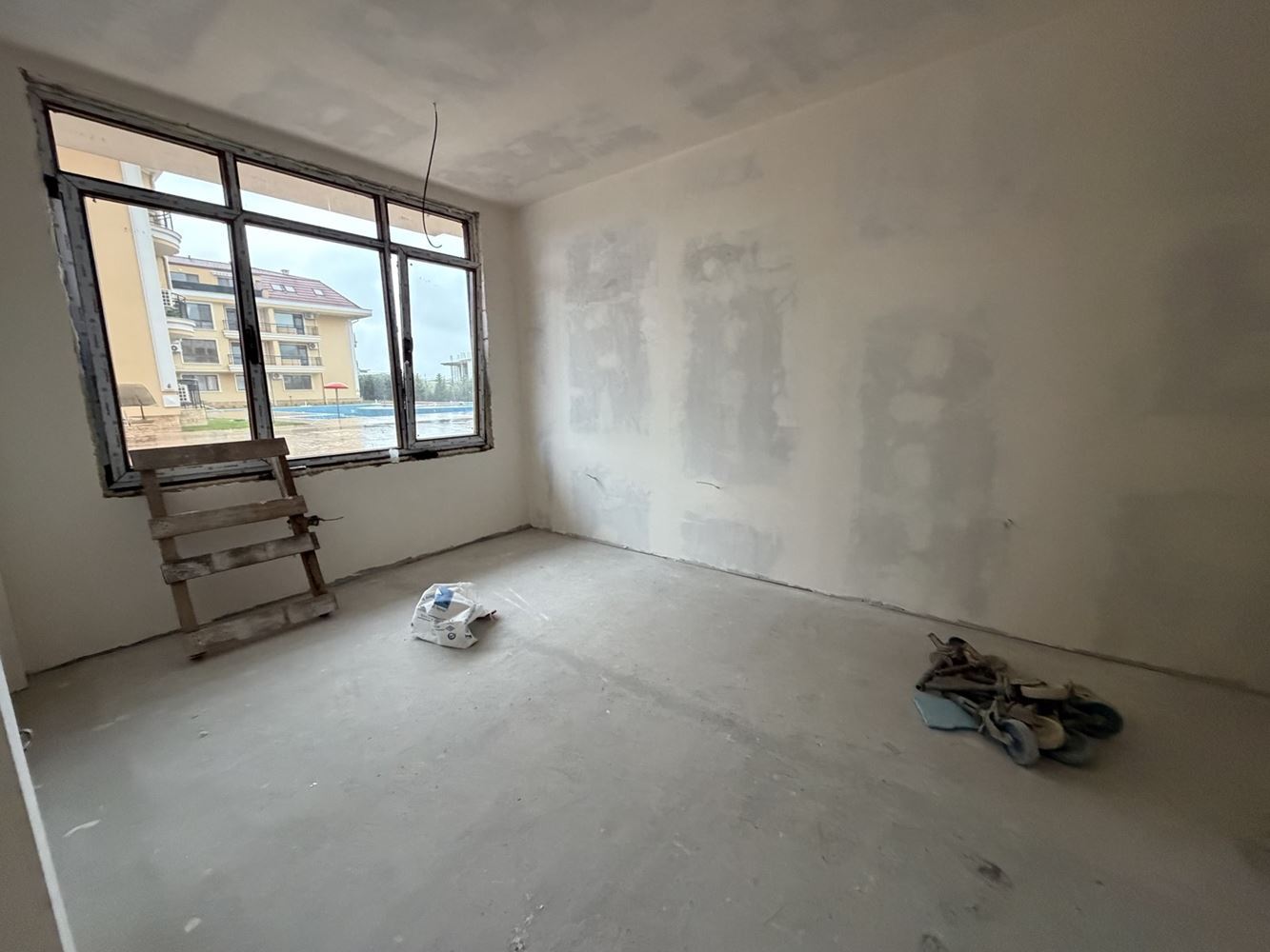 Двустаен апартамент в модерен комплекс на крачки от морето в Равда – перфектен избор за инвестиция или уютен дом