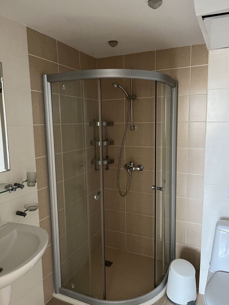 Обзор - обзаведен двустаен апартамент на първа линия с панорамна гледка към морето