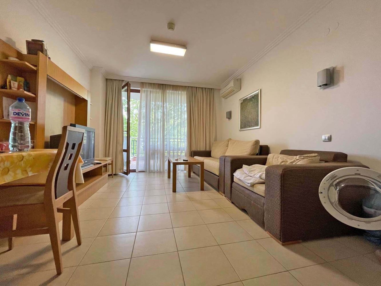 Високия стандарт и разнообразни удобства - страхотен двустаен апартамент в луксозен комплекс на първа линия в Равда