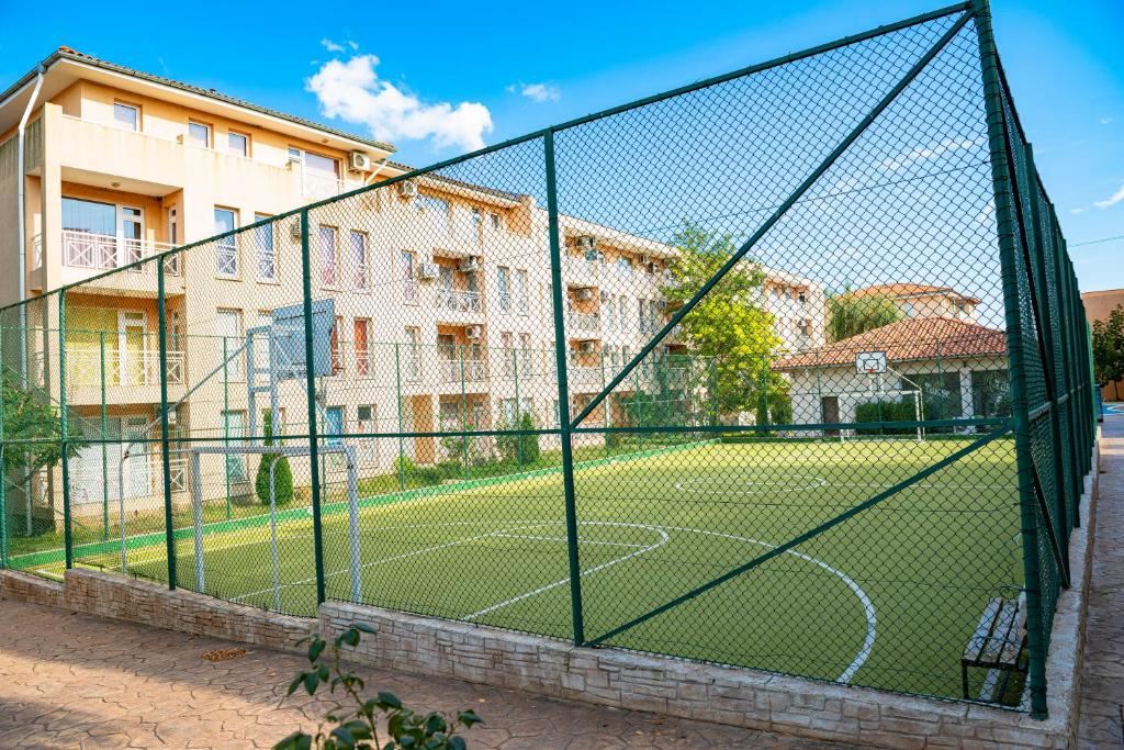 Уютен двустаен апартамент в модерен комплекс край Слънчев бряг – комфорт, спокойствие и отлични удобства