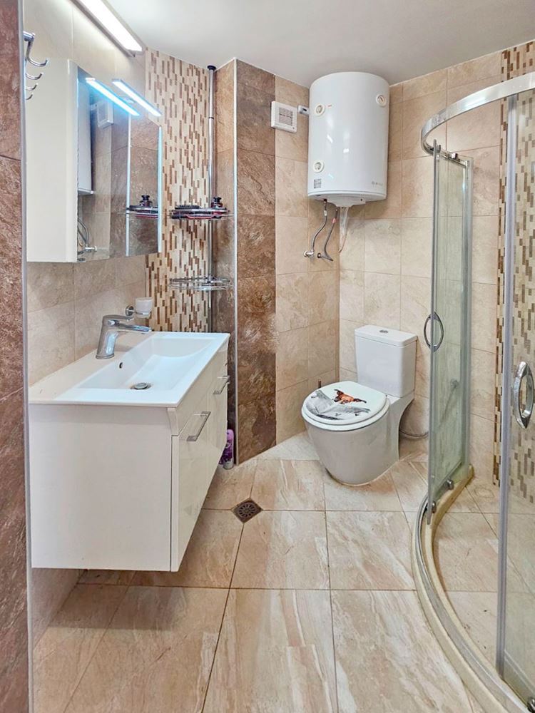 Луксозен тристаен апартамент с морска гледка на първа линия в Равда – 114 м², две тераси и пълен комфорт