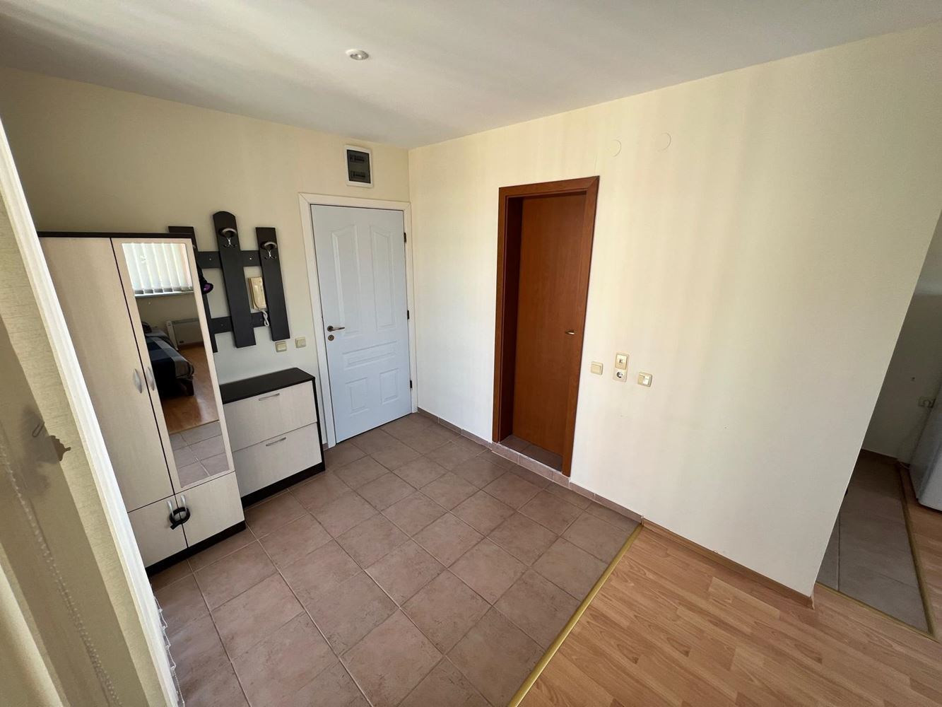 Просторно и напълно обзаведено студио в Слънчев бряг – готово за живот или инвестиция