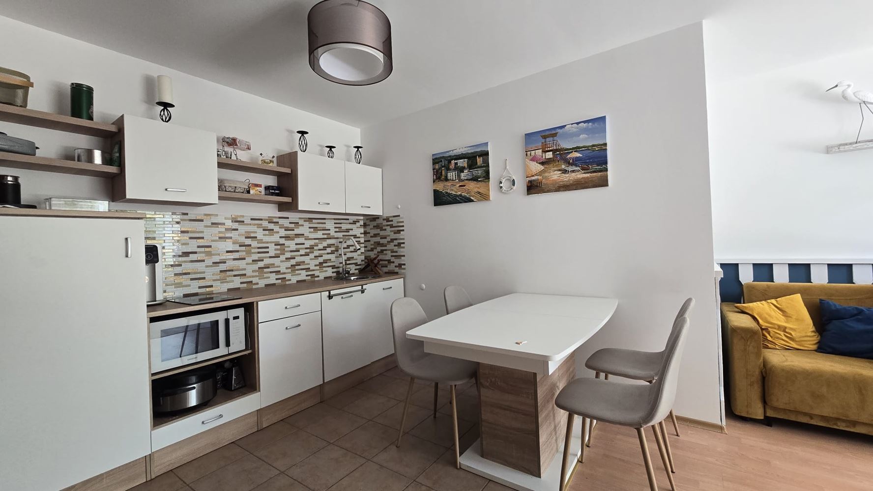 Стилен двустаен апартамент в елитен комплекс в Свети Влас – комфорт, спокойствие и целогодишно удобство