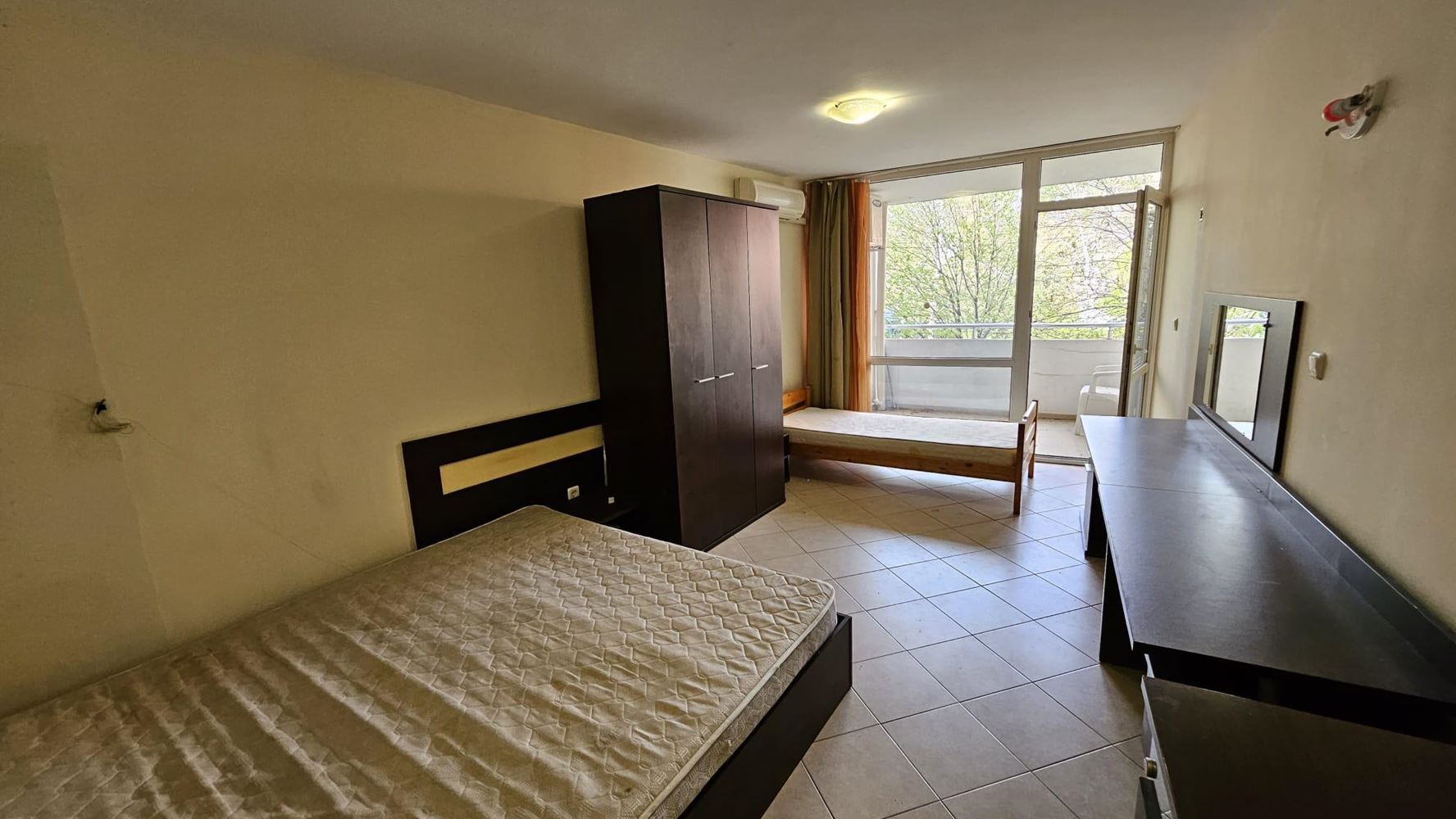 Просторно студио с Акт 16 в Слънчев бряг – отлична инвестиция в сърцето на курорта