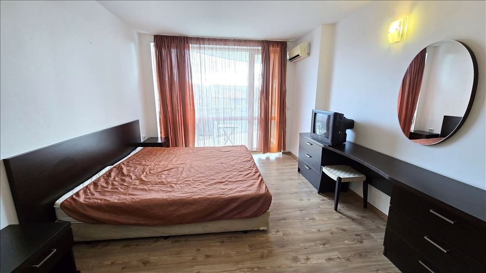 Елегантно студио в елитен комплекс в Сарафово – няколко крачки от плажа, лукс, СПА и басейн пред Вас