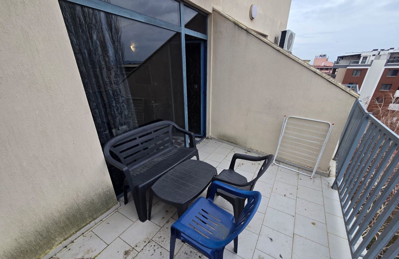 Стилно студио в центъра на Слънчев бряг,  с гледка към парка и града