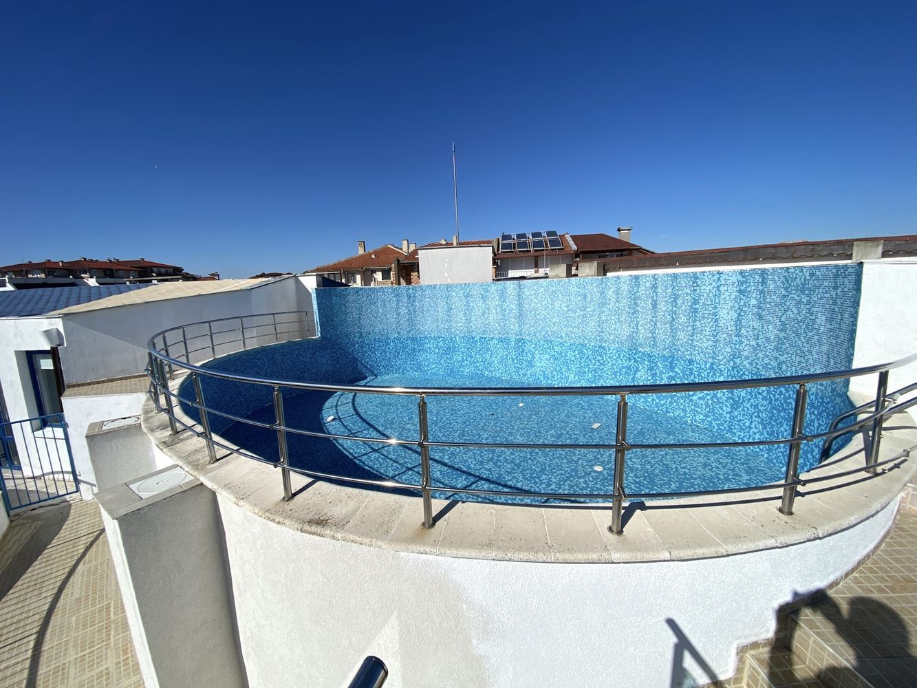 Едностаен апартамент с гледка море в комплекс "Блу Марин"