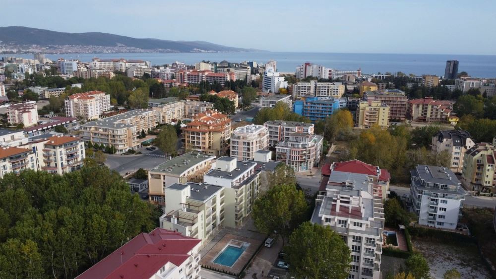 Обзаведено студио без такса поддръжка в Слънчев бряг – тих район и плаж на пешеходно разстояние