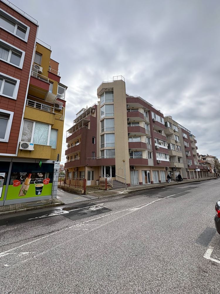 Просторно обзаведено студио в Поморие – източно изложение и отлична локация на 400 м от морето