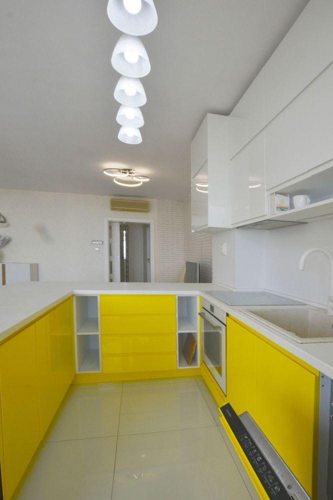 Луксозен тристаен апартамент с морска гледка на първа линия в Равда – 114 м², две тераси и пълен комфорт