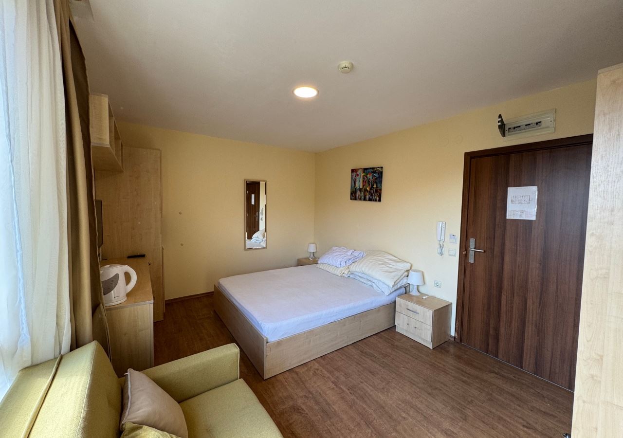 Студио на първа линия море в Свети Влас – комбинация от локация и комфорт 