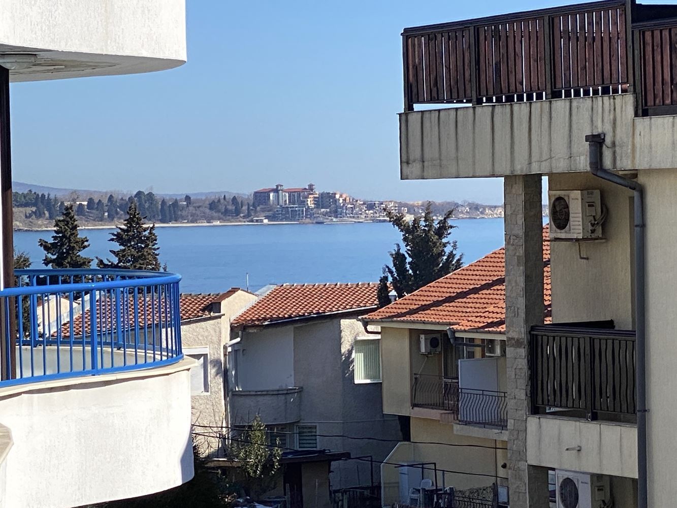 Едностаен апартамент с гледка море в комплекс "Блу Марин"