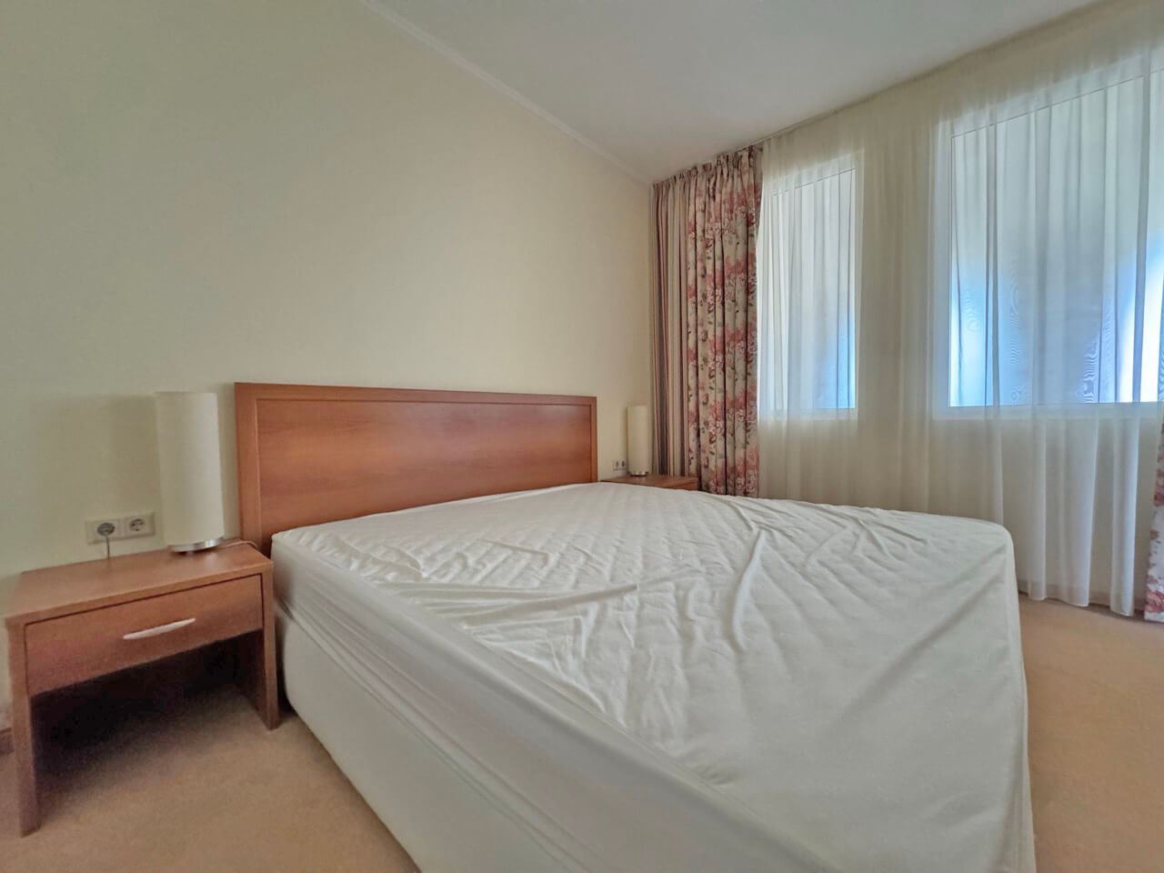 Ексклузивен двустаен апартамент на първа линия в Поморие – лукс, престиж и инвестиция с незабавна възвръщаемост