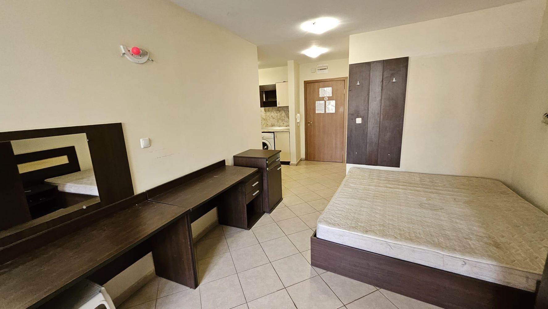 Просторно студио с Акт 16 в Слънчев бряг – отлична инвестиция в сърцето на курорта