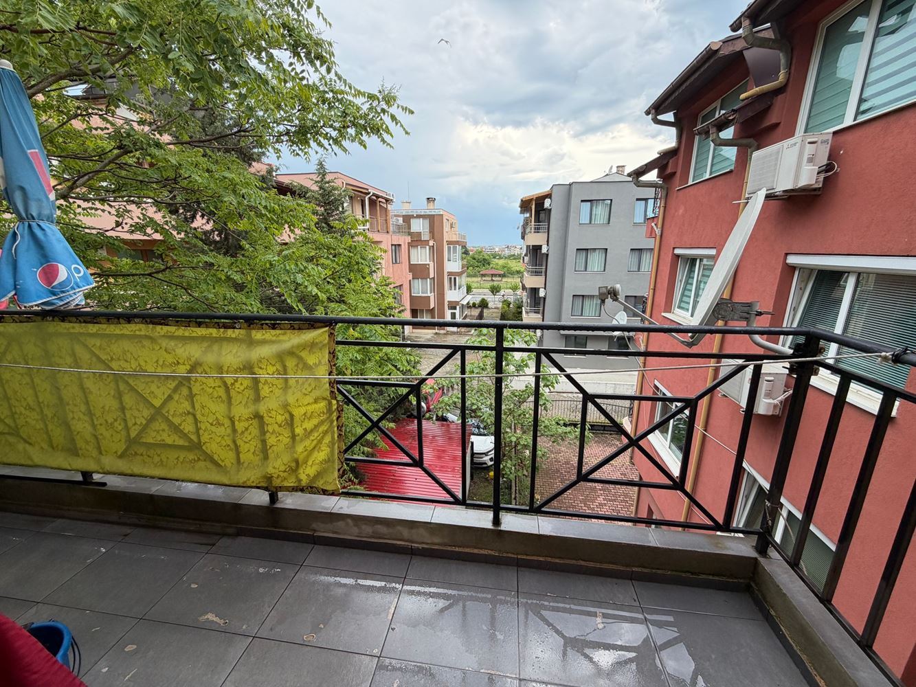 Просторно и напълно обзаведено студио в  квартал Черно море, Несебър