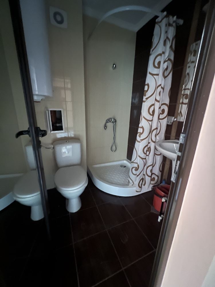 Уютно студио в сърцето на Елените – само на минути от плажа, в затворен комплекс с басейн и отлични удобства