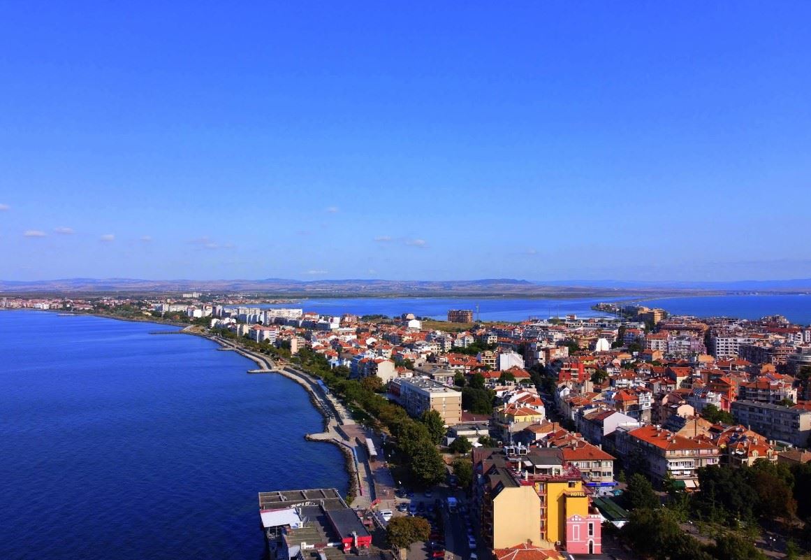 Едностаен апартамент в новата част на Поморие – отлична възможност в сграда без такса поддръжка