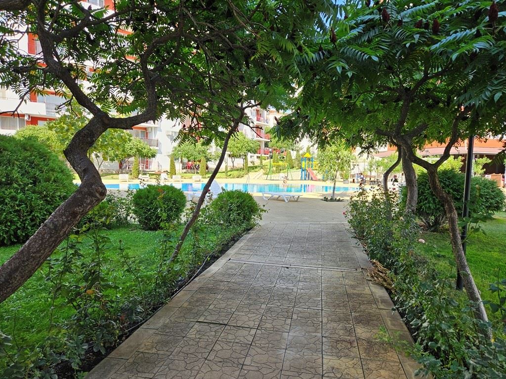 Свети Влас, първа линия море - панорамен апартамент с морска гледка от всяка стая 