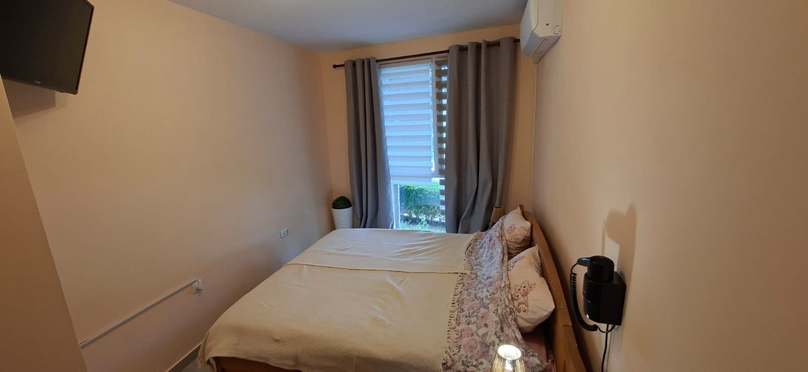 Комфорт и практичност до морето – напълно обзаведен двустаен апартамент в Свети Влас