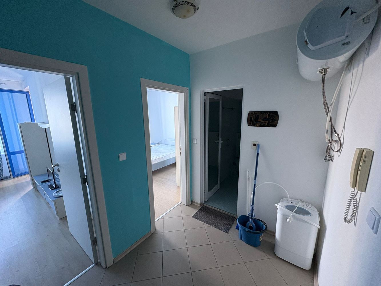 Просторен двустаен апартамент на първа линия море в Поморие